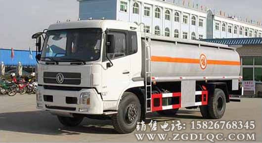 東風(fēng)天錦化工液體運輸車