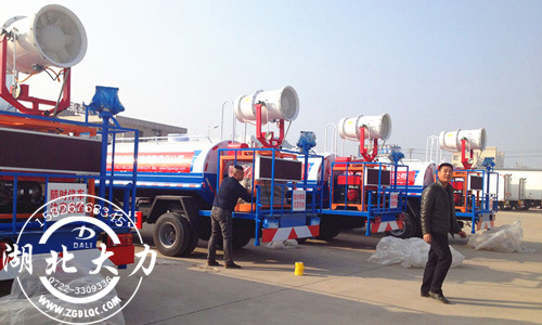 東風(fēng)小多利5噸農(nóng)藥噴灑車 東風(fēng)小多利5噸農(nóng)藥噴灑車