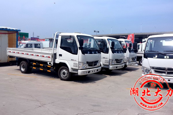 7月1日起輕卡將強(qiáng)制安裝ABS 7月1日起輕卡將強(qiáng)制安裝ABS