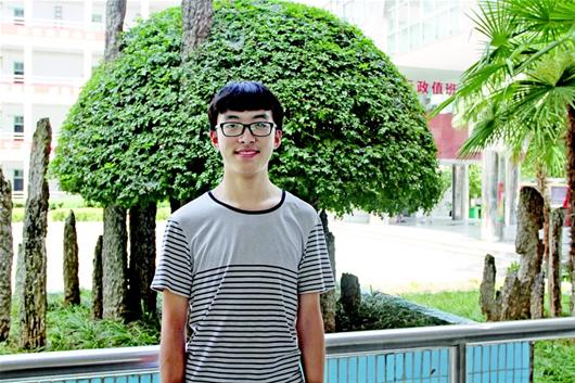 2016隨州高考文科狀元張少峰 2016隨州高考文科狀元張少峰