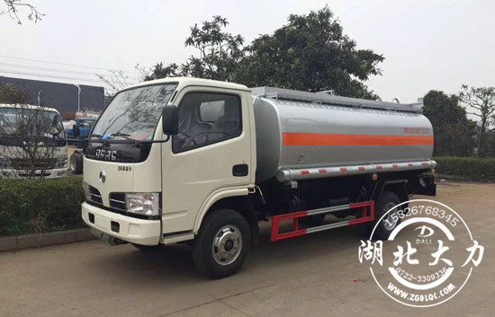 東風(fēng)福瑞卡加油車廠家 東風(fēng)福瑞卡加油車廠家