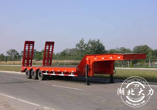 半掛車13.75米 GB1589掛車規(guī)定你造嗎? 半掛車13.75米 GB1589掛車規(guī)定你造嗎?