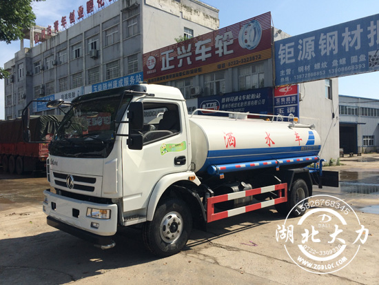 東風特商8方灑水車圖片 東風特商8方灑水車圖片