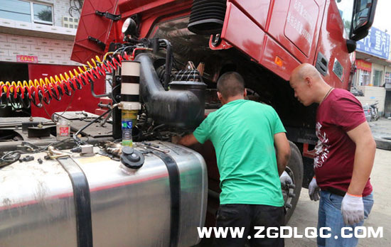 柴油濾清器禁止灌油安裝 柴油濾清器禁止灌油安裝