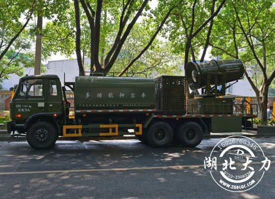 多功能抑塵灑水車圖片 多功能抑塵灑水車圖片