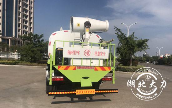 東風(fēng)多利卡D9灑水車 東風(fēng)多利卡D9灑水車