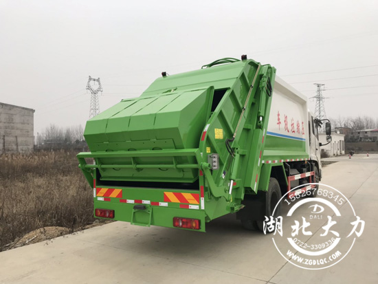 東風(fēng)天錦壓縮垃圾車(chē) 東風(fēng)天錦壓縮垃圾車(chē)