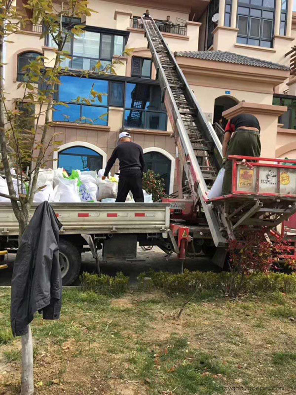 云梯搬家作業(yè)車 云梯搬家作業(yè)車