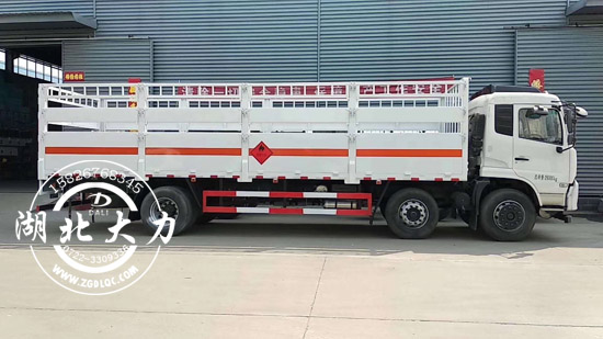 東風(fēng)天錦小三軸氣瓶運(yùn)輸車 東風(fēng)天錦小三軸氣瓶運(yùn)輸車