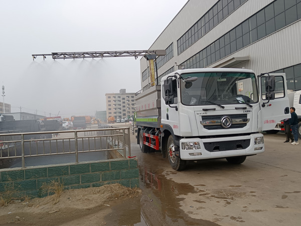 多功能抑塵車 多功能抑塵車